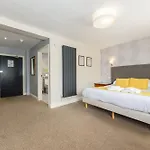 Hotel The Kellbank 3*