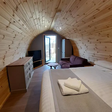 Hotel The Kellbank 3*